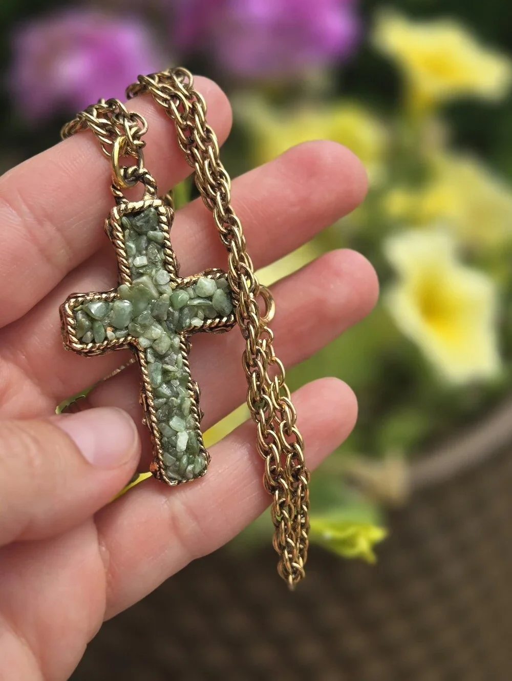 Vintage Green Jade Stone Gold Tone Rope Trim Cross Pendant With Necklace‎